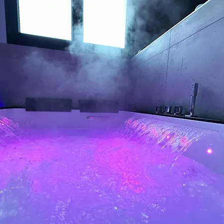 Serenity - Bonheur Love hotel *